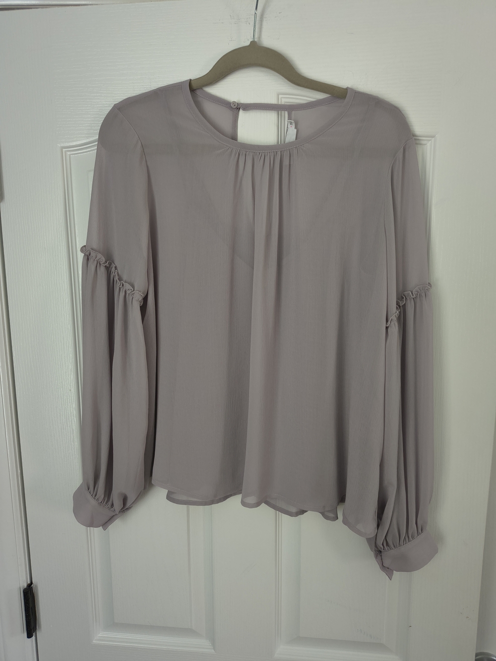 Lush Soft Mauve Long-Sleeve Ruffled Blouse